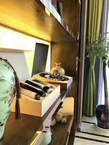 在小區(qū)里開美容院需要多少錢？能不能經(jīng)營下去？