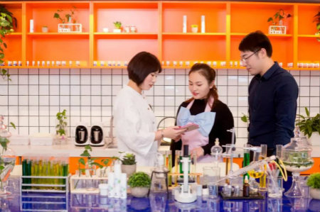 2019年開NEWNEW智能光電美膚館，必須了解美業新趨勢
