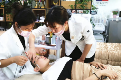 如何激勵美容院顧客多做項目常到店？