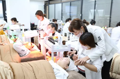 美容院有好的項目還怕經營不好嗎？